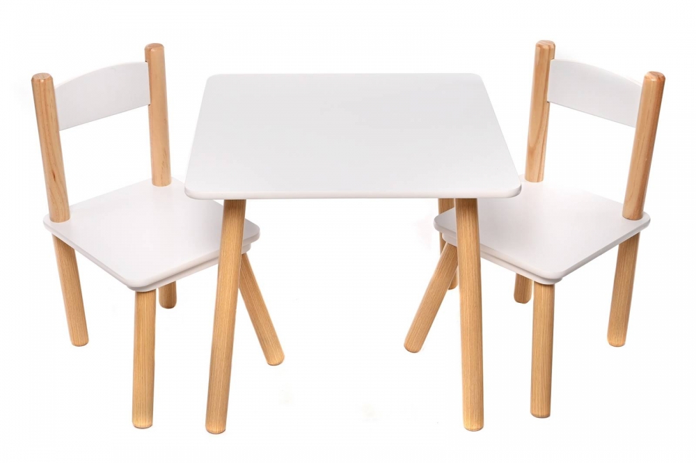 Detský stôl so stoličkami