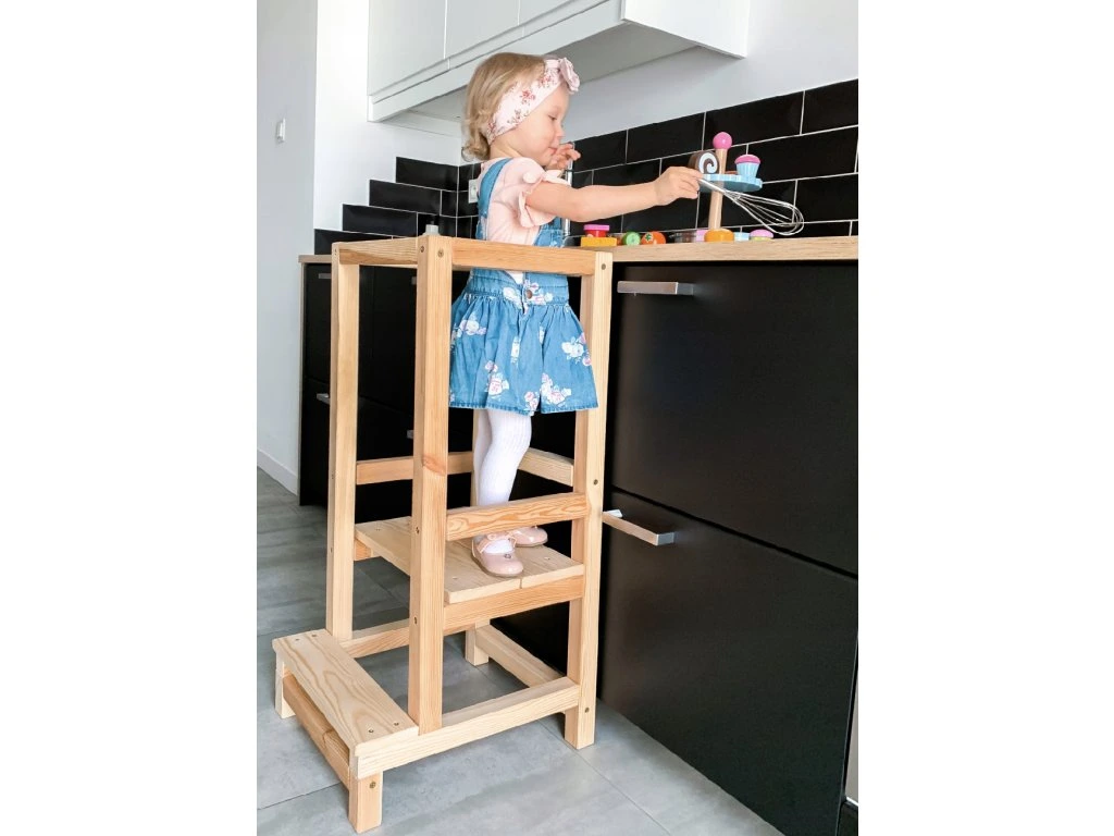 Učiaca veža kitchen helper FK montessori